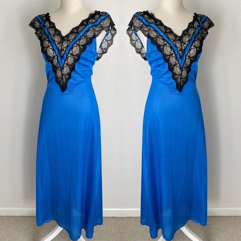 VINTAGE ROYAL BLUE LACE SILKY NIGHTGOWN SLIP DRESS MAXI MEDIUM - Picture 2 of 13